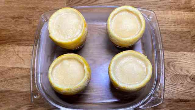 Helado casero de limón